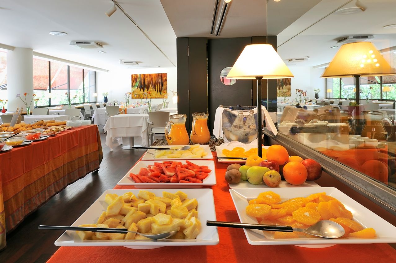 מלון מדריד Vincci Soma מסעדה תמונה
